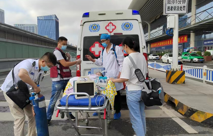 琼中救护车出租公司